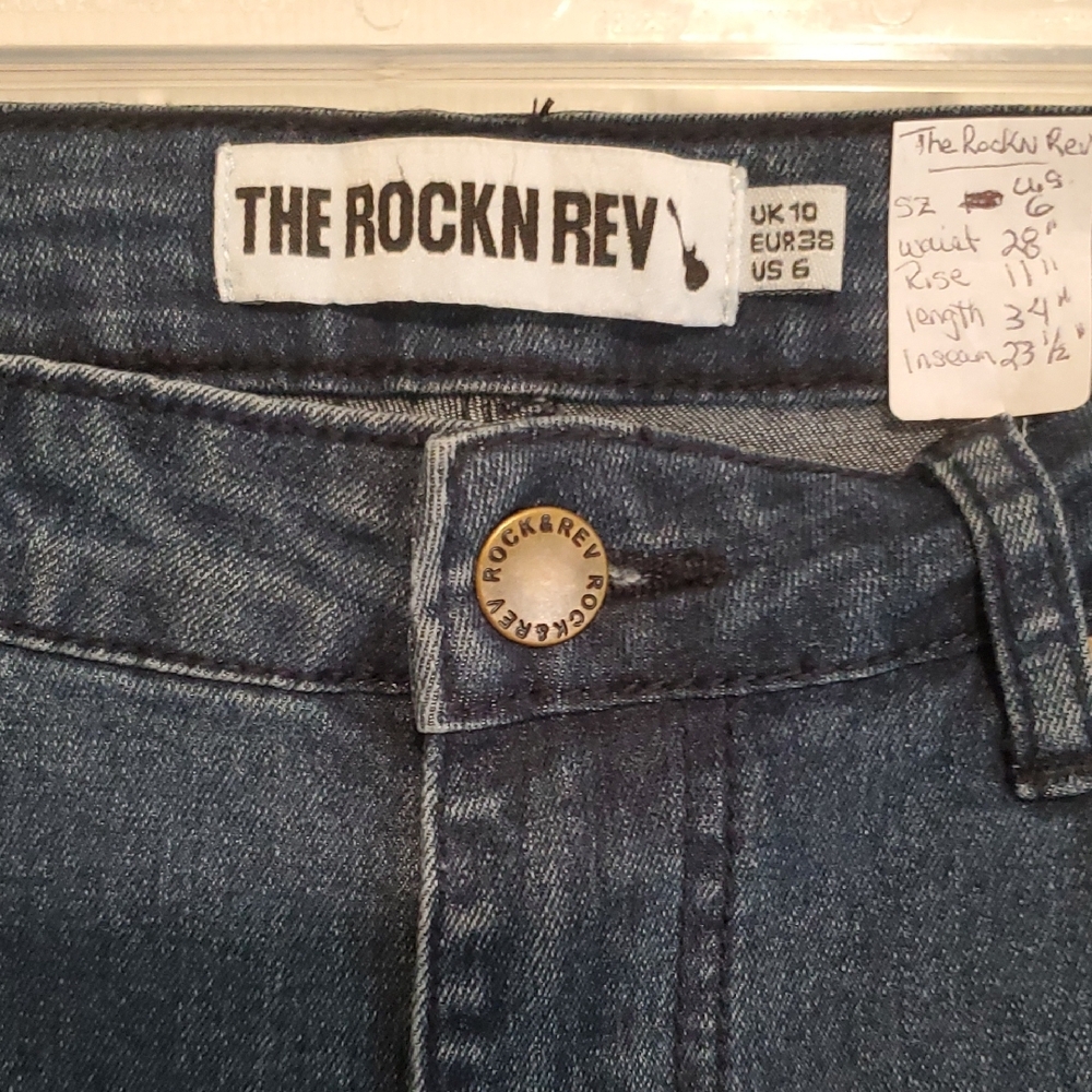 THE ROCKIN REV Stylish Boxy Dark Blue Flare Jeans - Picture 2 of 8